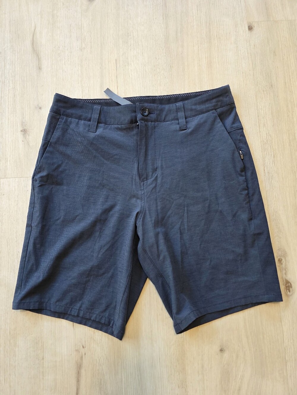 Vuori Aim Short Men's Size 28 Gray